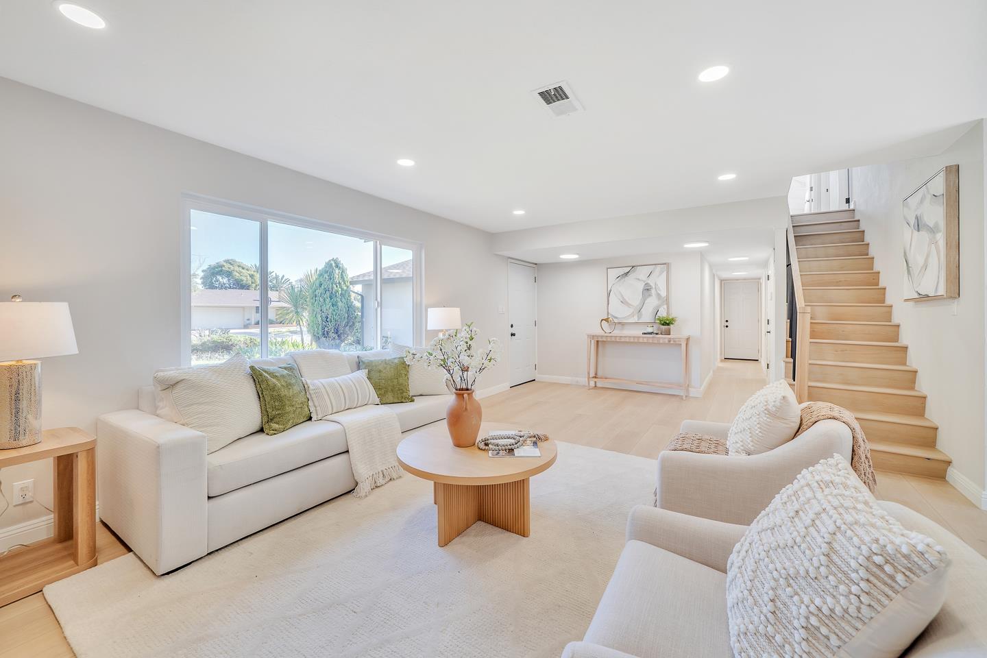 Detail Gallery Image 6 of 35 For 36146 Indian Wells, Newark,  CA 94560 - 5 Beds | 3 Baths