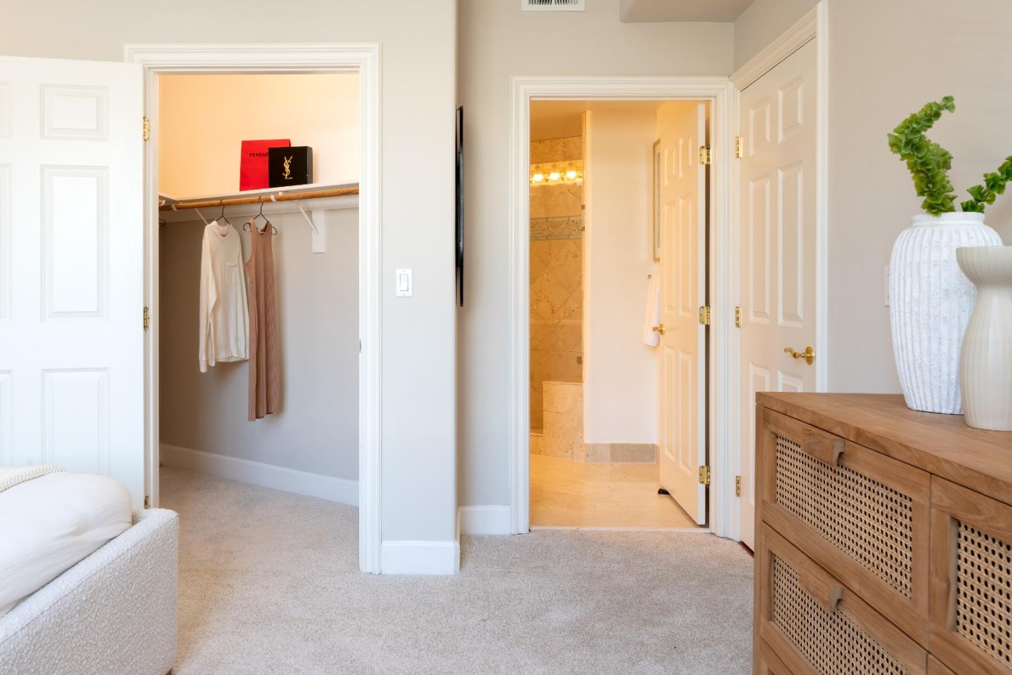 Detail Gallery Image 19 of 40 For 1237 Capuchino Ave #7,  Burlingame,  CA 94010 - 2 Beds | 2 Baths