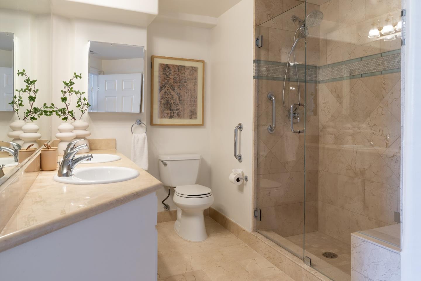 Detail Gallery Image 21 of 40 For 1237 Capuchino Ave #7,  Burlingame,  CA 94010 - 2 Beds | 2 Baths