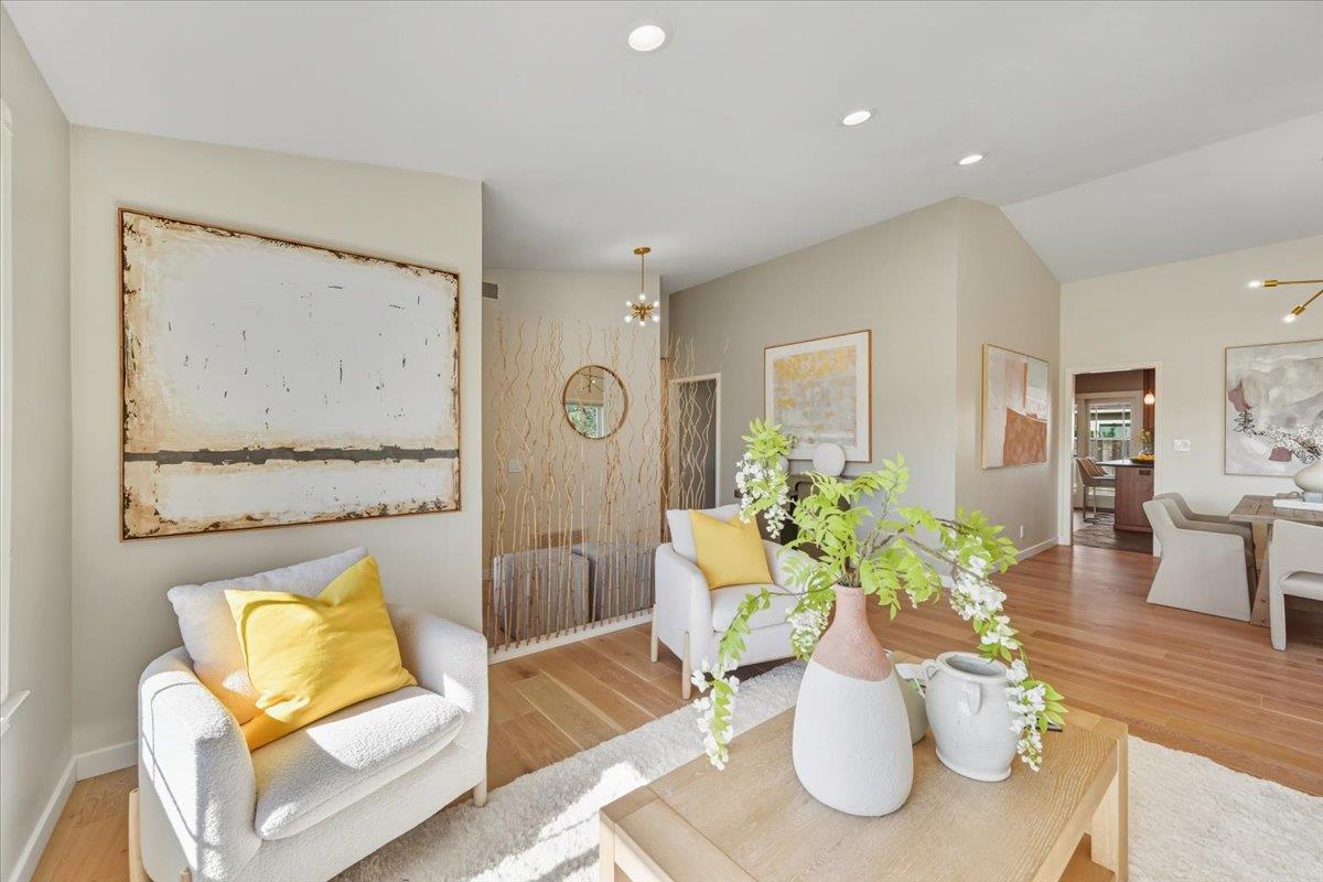 Detail Gallery Image 11 of 64 For 917 Laguna Cir, Foster City,  CA 94404 - 4 Beds | 2 Baths