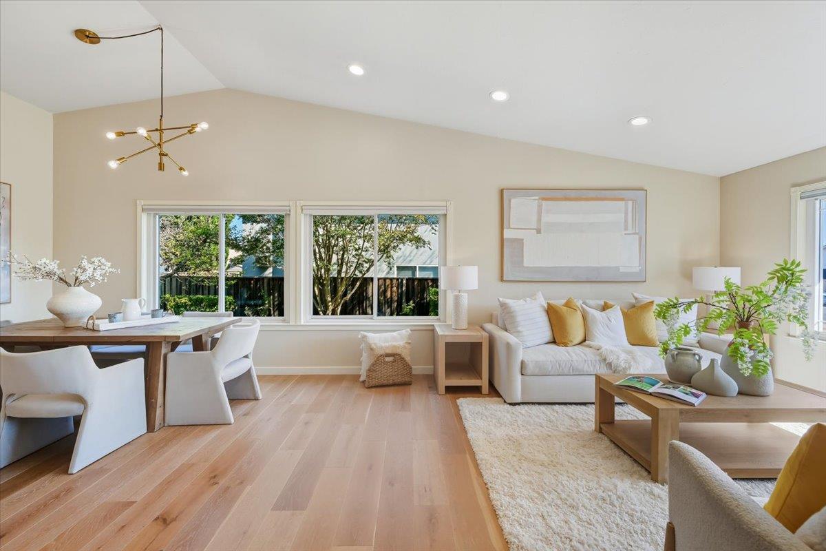 Detail Gallery Image 16 of 64 For 917 Laguna Cir, Foster City,  CA 94404 - 4 Beds | 2 Baths