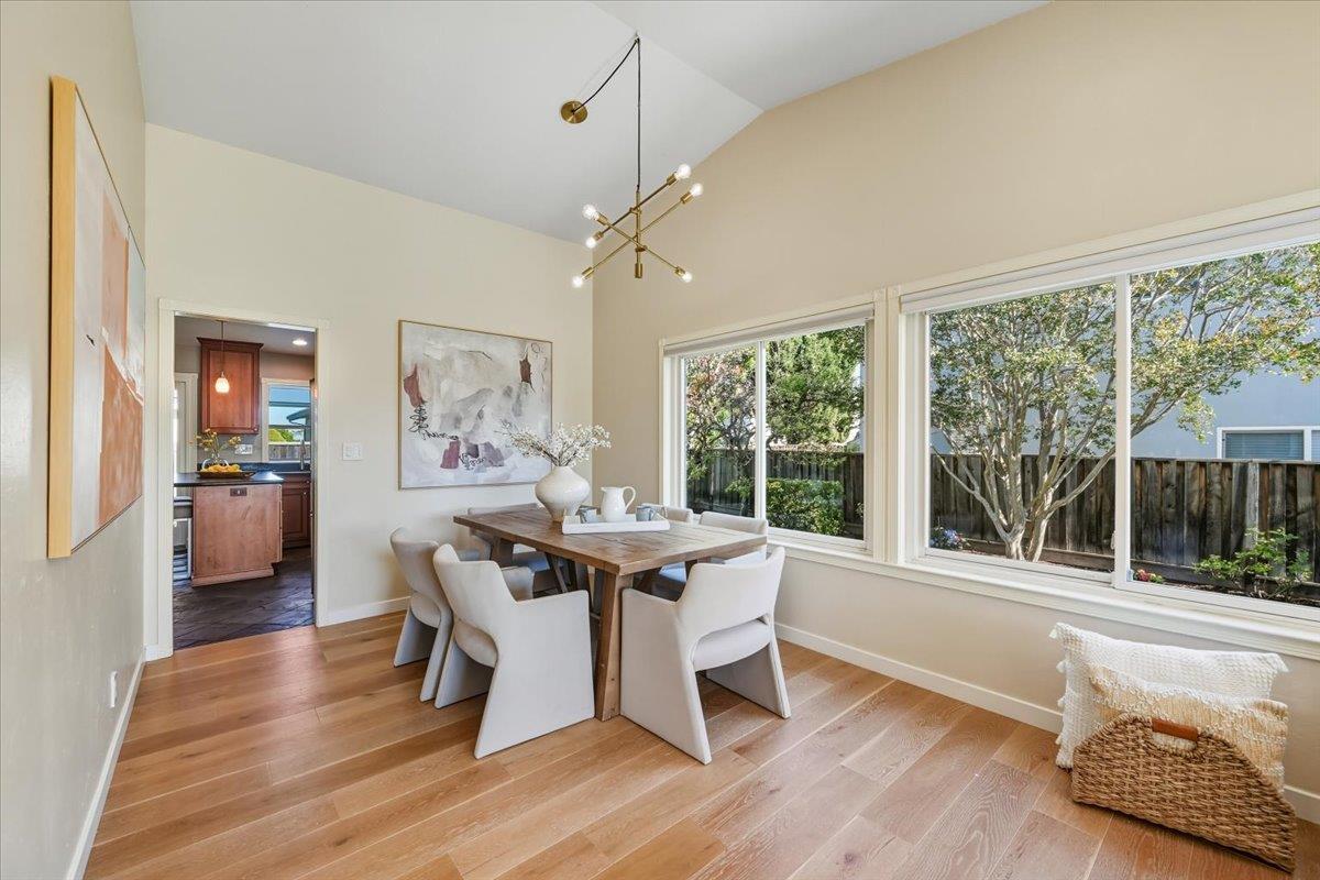 Detail Gallery Image 17 of 64 For 917 Laguna Cir, Foster City,  CA 94404 - 4 Beds | 2 Baths