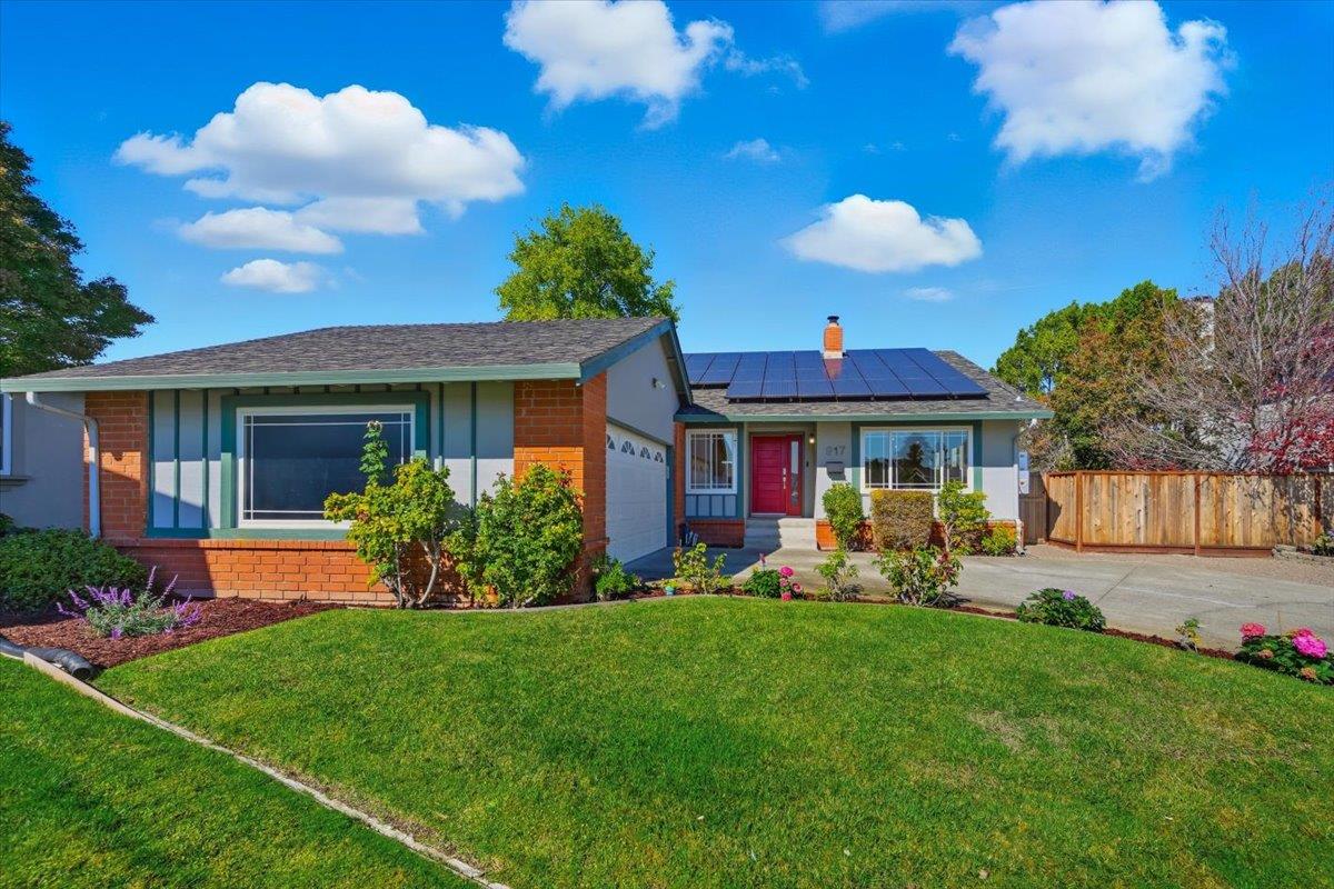 Detail Gallery Image 3 of 64 For 917 Laguna Cir, Foster City,  CA 94404 - 4 Beds | 2 Baths