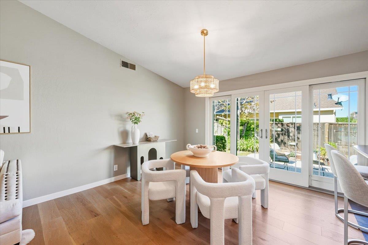 Detail Gallery Image 30 of 64 For 917 Laguna Cir, Foster City,  CA 94404 - 4 Beds | 2 Baths