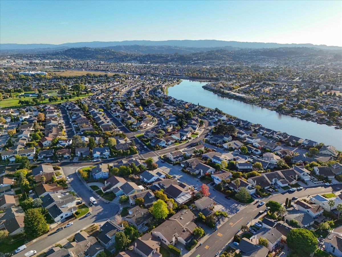 Detail Gallery Image 58 of 64 For 917 Laguna Cir, Foster City,  CA 94404 - 4 Beds | 2 Baths