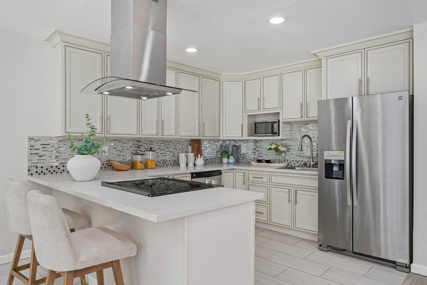 Detail Gallery Image 13 of 45 For 2264 Shelley Ave, San Jose,  CA 95124 - 3 Beds | 2/1 Baths