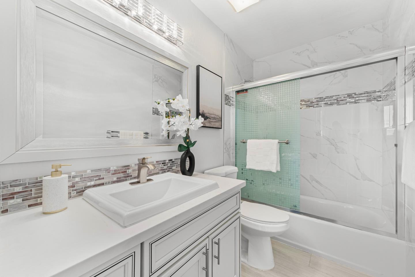 Detail Gallery Image 21 of 45 For 2264 Shelley Ave, San Jose,  CA 95124 - 3 Beds | 2/1 Baths