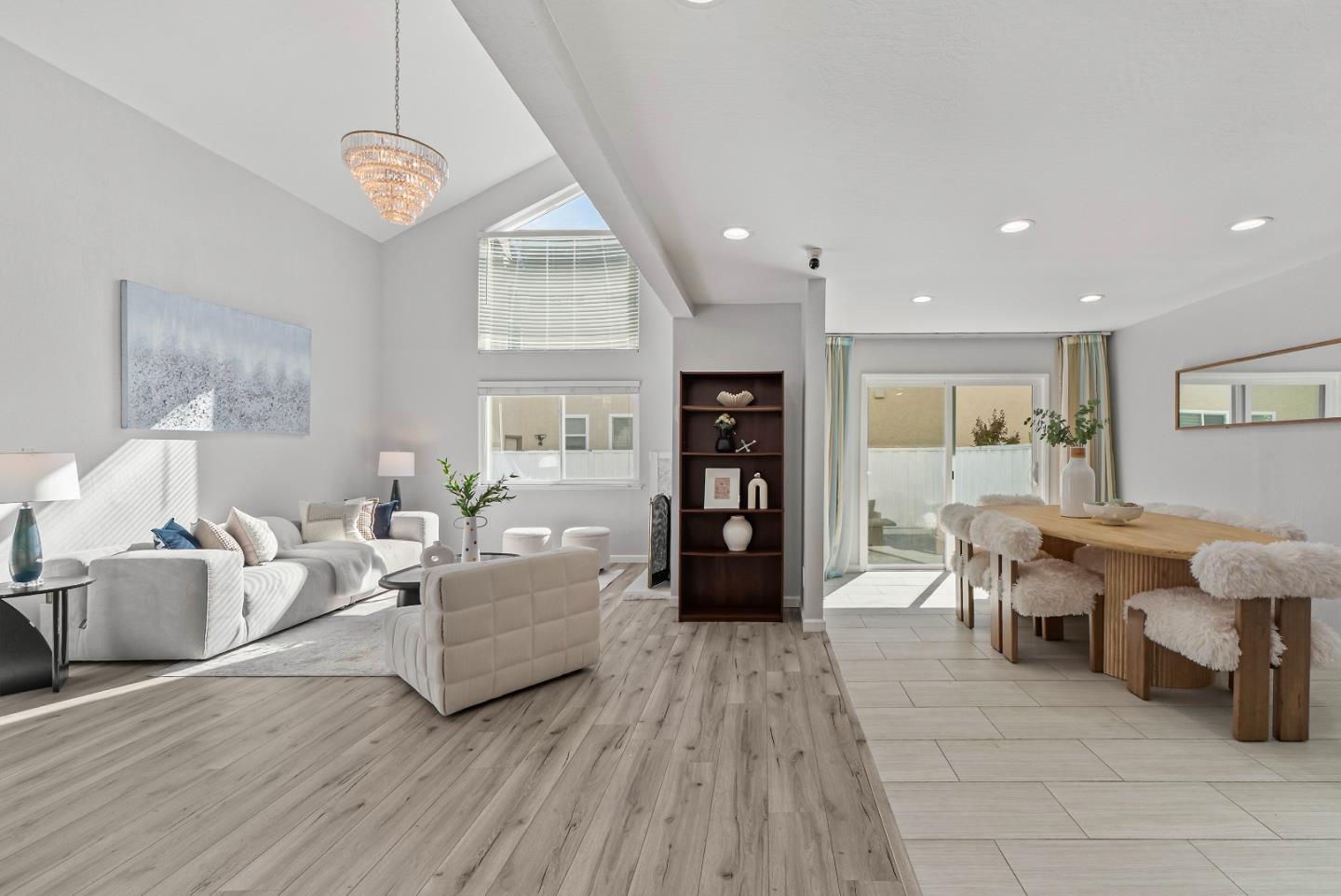 Detail Gallery Image 4 of 45 For 2264 Shelley Ave, San Jose,  CA 95124 - 3 Beds | 2/1 Baths