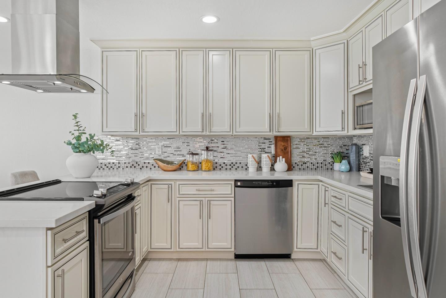 Detail Gallery Image 9 of 45 For 2264 Shelley Ave, San Jose,  CA 95124 - 3 Beds | 2/1 Baths