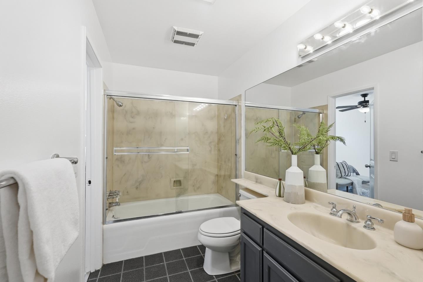 Detail Gallery Image 29 of 55 For 15821 Rica Vista Way, San Jose,  CA 95127 - 5 Beds | 4/1 Baths