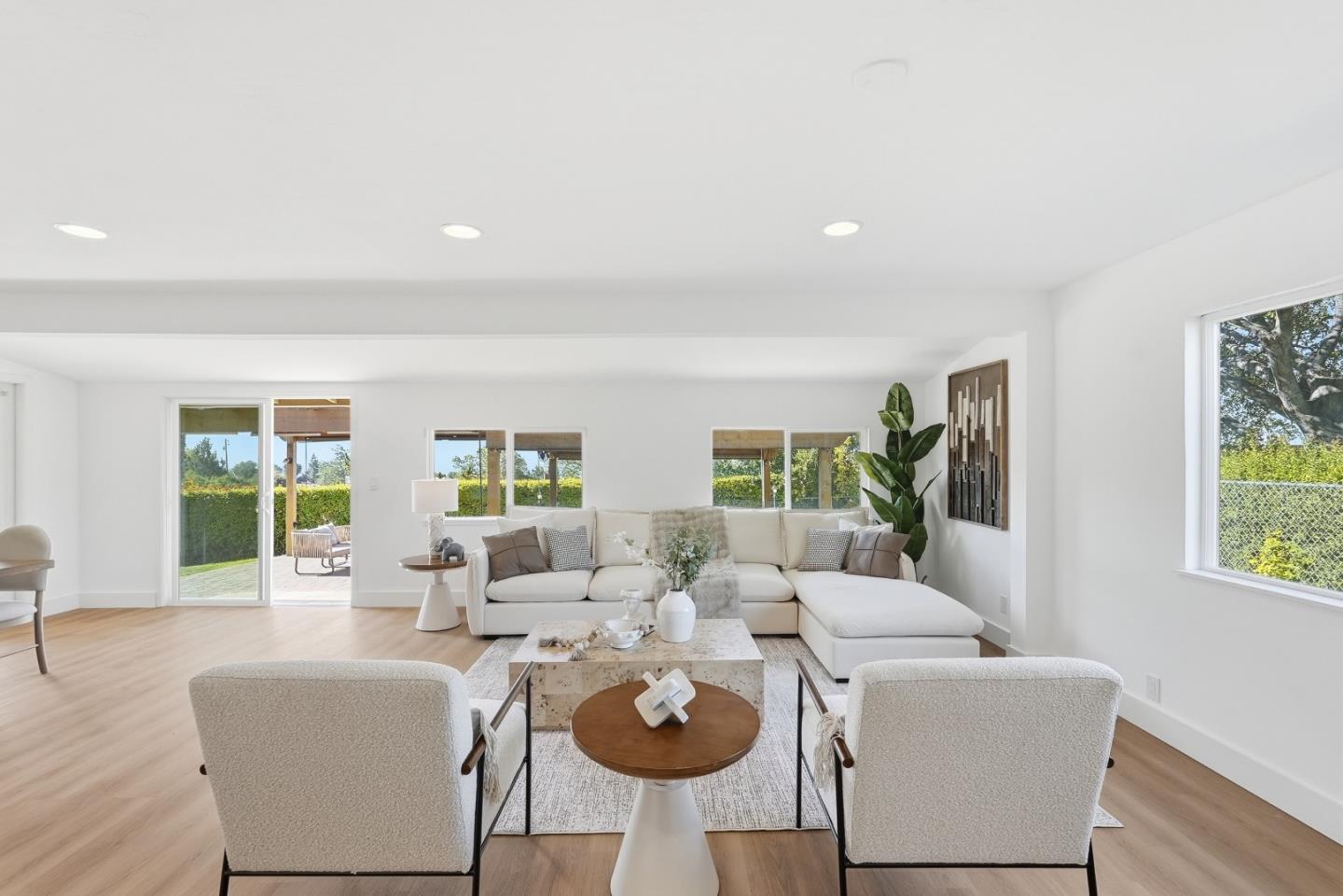 Detail Gallery Image 9 of 55 For 15821 Rica Vista Way, San Jose,  CA 95127 - 5 Beds | 4/1 Baths