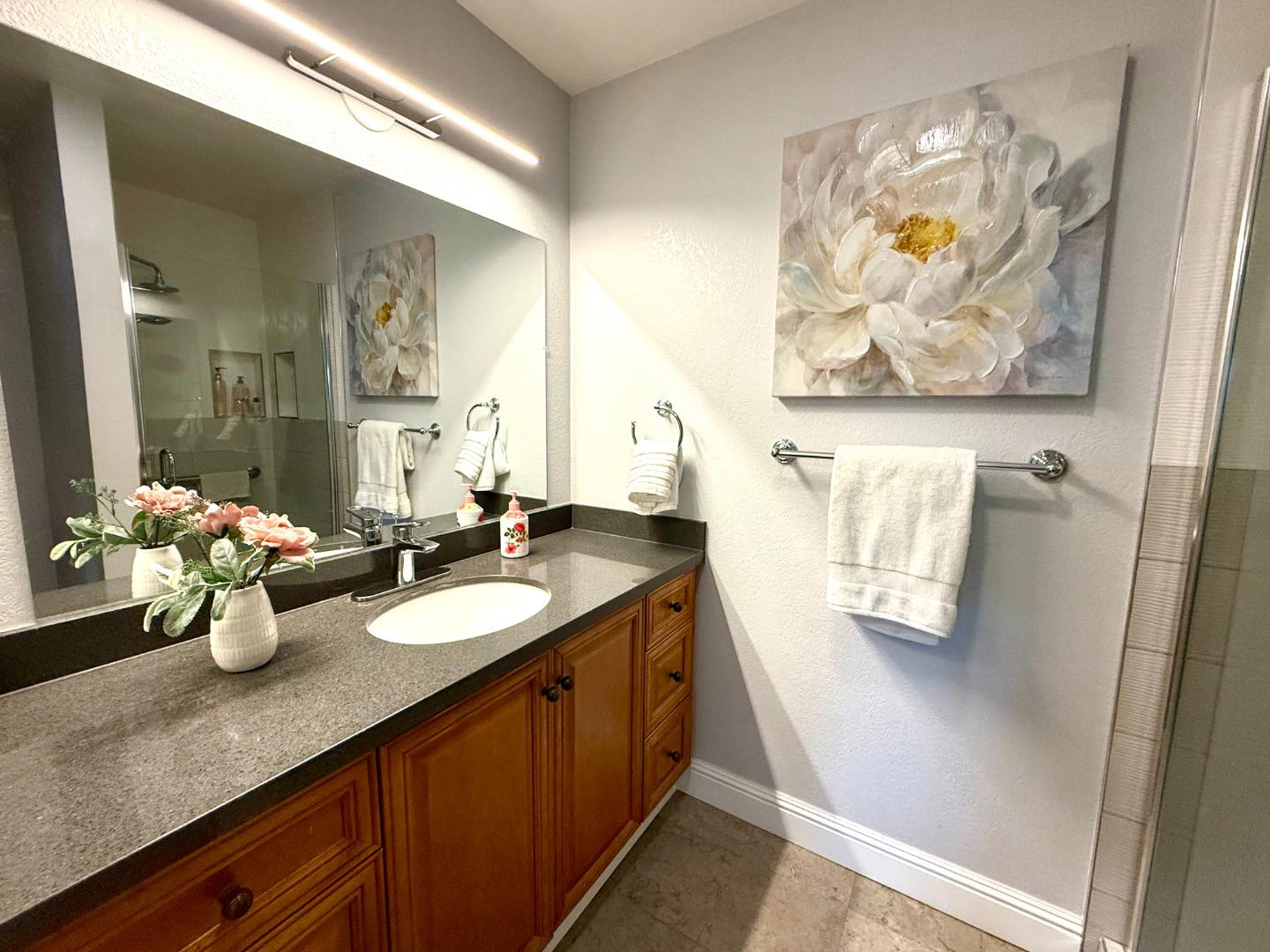 Detail Gallery Image 8 of 34 For 1031 Cherry Ave #20,  San Bruno,  CA 94066 - 2 Beds | 2 Baths