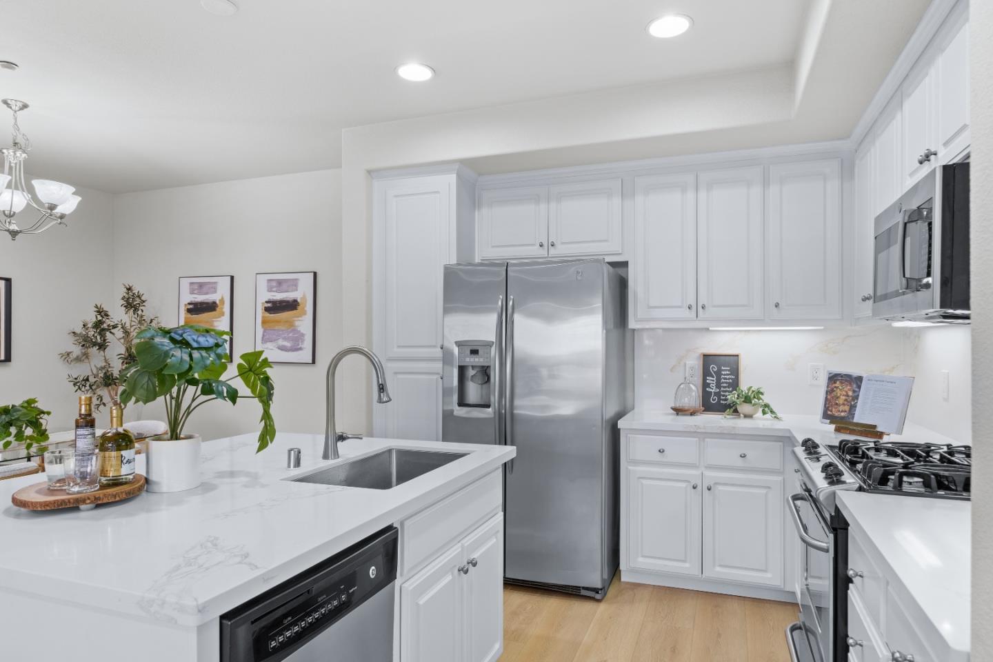 Detail Gallery Image 20 of 51 For 1837 Camino Leonor, San Jose,  CA 95131 - 2 Beds | 2 Baths