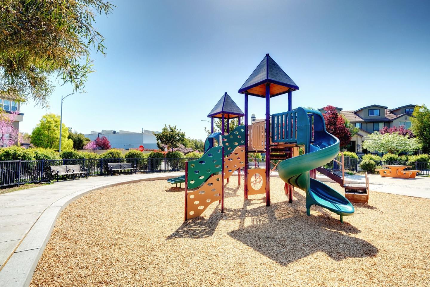 Detail Gallery Image 40 of 51 For 1837 Camino Leonor, San Jose,  CA 95131 - 2 Beds | 2 Baths