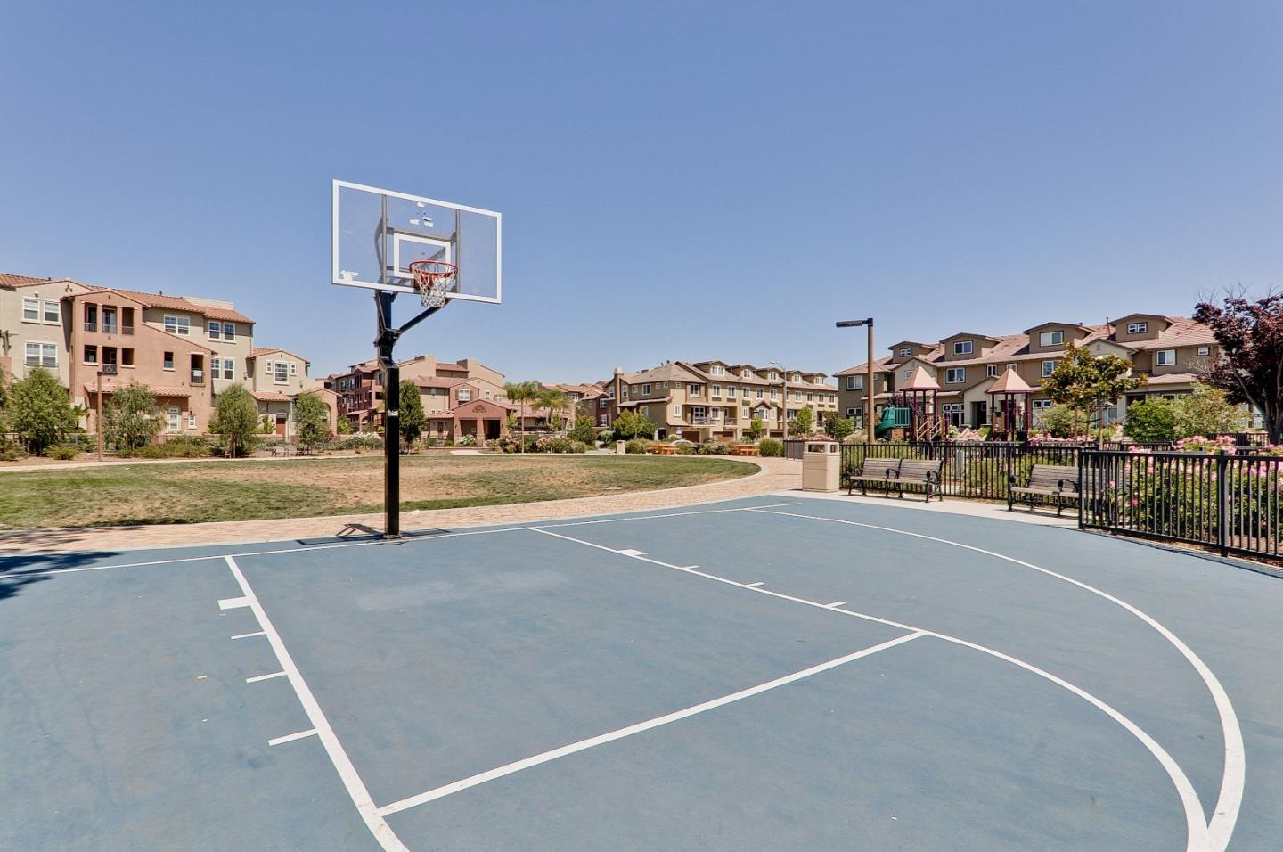 Detail Gallery Image 46 of 51 For 1837 Camino Leonor, San Jose,  CA 95131 - 2 Beds | 2 Baths