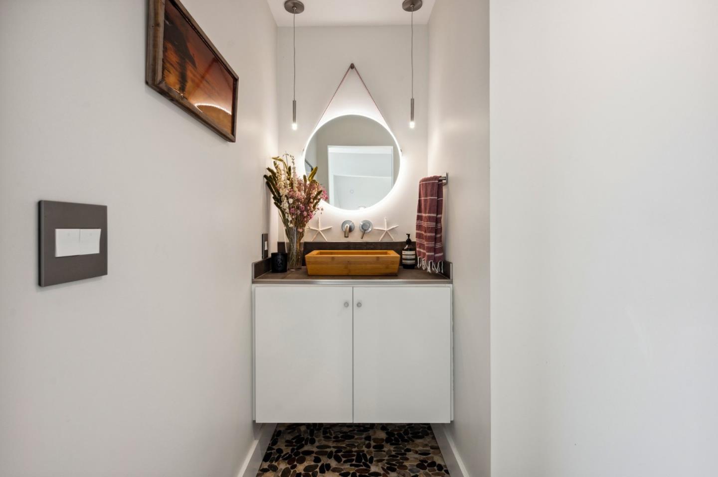 Detail Gallery Image 27 of 45 For 112 Eucalyptus Ave, Santa Cruz,  CA 95060 - 3 Beds | 2/1 Baths