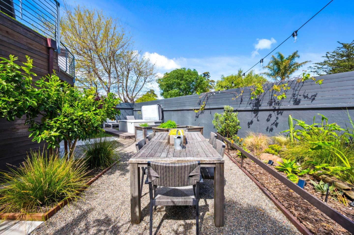 Detail Gallery Image 40 of 45 For 112 Eucalyptus Ave, Santa Cruz,  CA 95060 - 3 Beds | 2/1 Baths