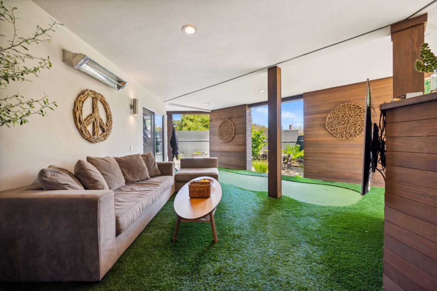 Detail Gallery Image 43 of 45 For 112 Eucalyptus Ave, Santa Cruz,  CA 95060 - 3 Beds | 2/1 Baths