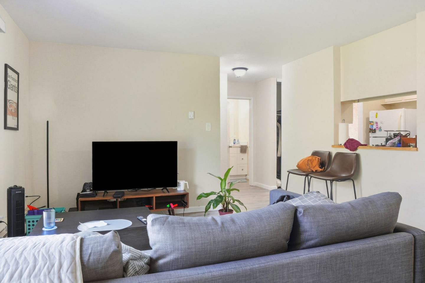 Detail Gallery Image 7 of 13 For 508 El Camino Real, Burlingame,  CA 94010 - – Beds | – Baths