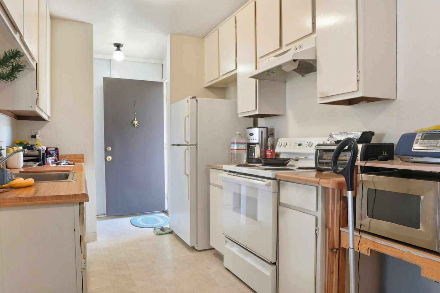 Detail Gallery Image 8 of 13 For 508 El Camino Real, Burlingame,  CA 94010 - – Beds | – Baths