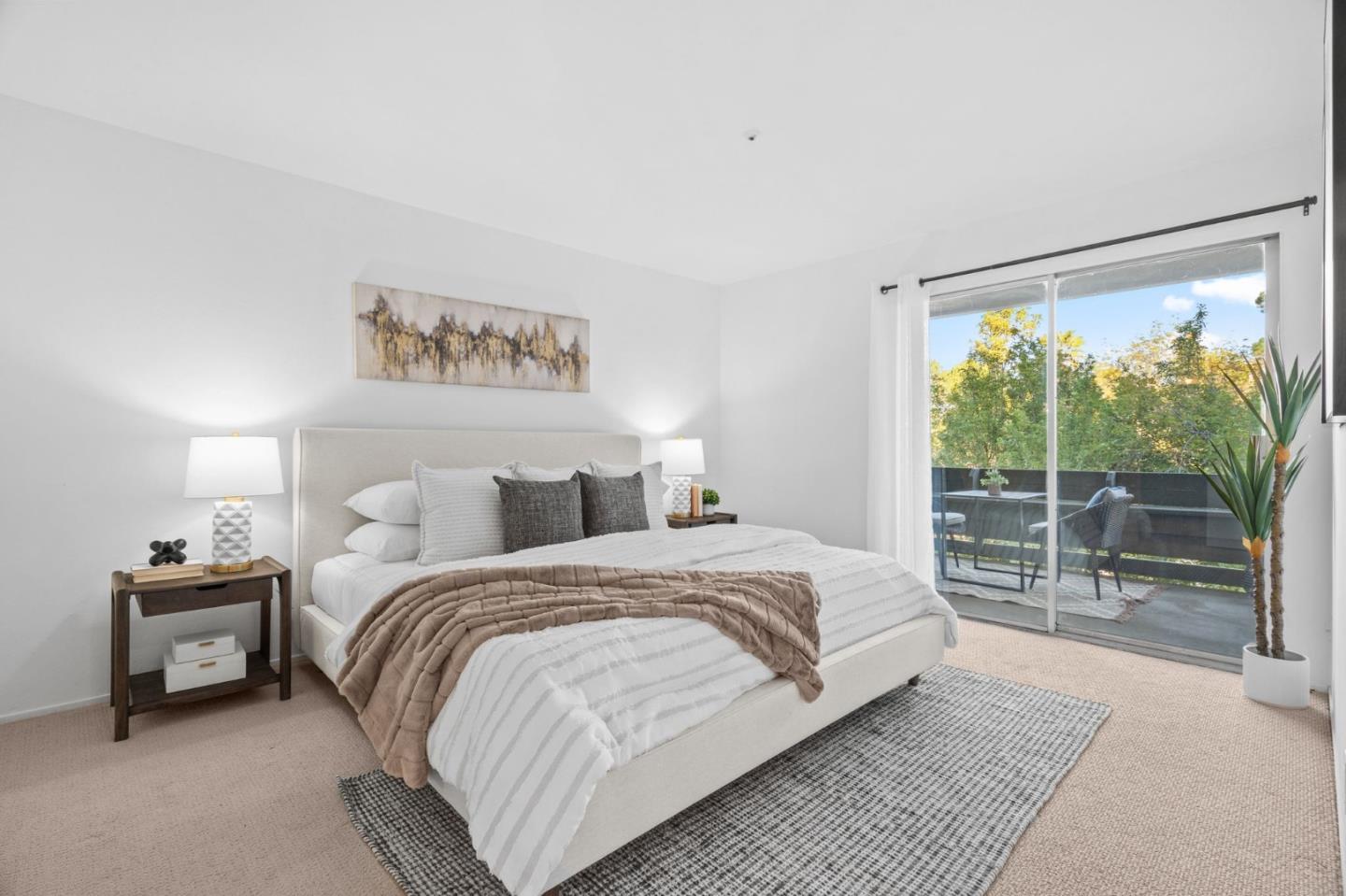 Detail Gallery Image 11 of 32 For 4000 Farm Hill Blvd #204,  Redwood City,  CA 94061 - 3 Beds | 2 Baths
