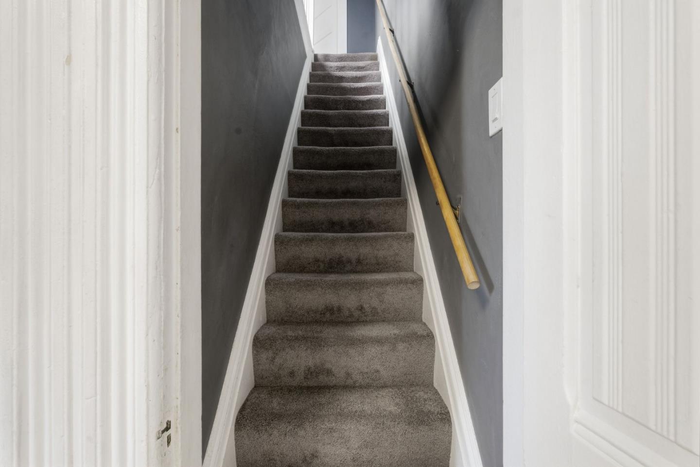 Detail Gallery Image 14 of 29 For 327 Brazil Ave, San Francisco,  CA 94112 - 1 Beds | 1 Baths