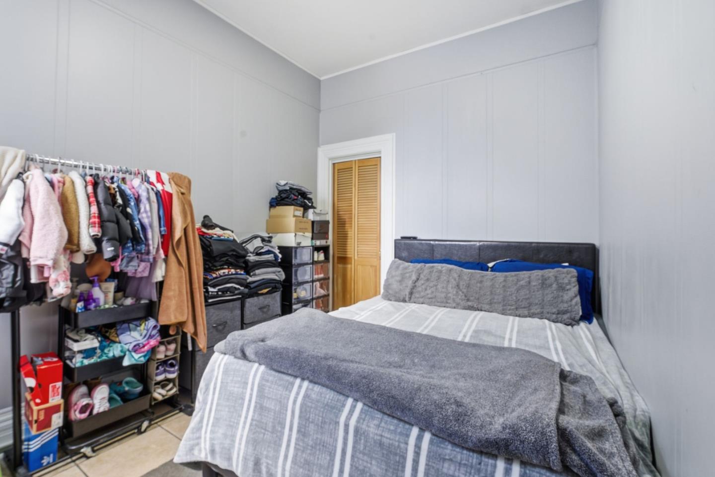 Detail Gallery Image 15 of 29 For 327 Brazil Ave, San Francisco,  CA 94112 - 1 Beds | 1 Baths