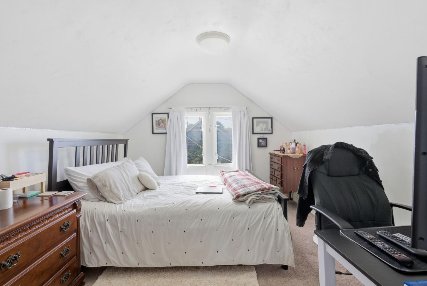 Detail Gallery Image 17 of 29 For 327 Brazil Ave, San Francisco,  CA 94112 - 1 Beds | 1 Baths