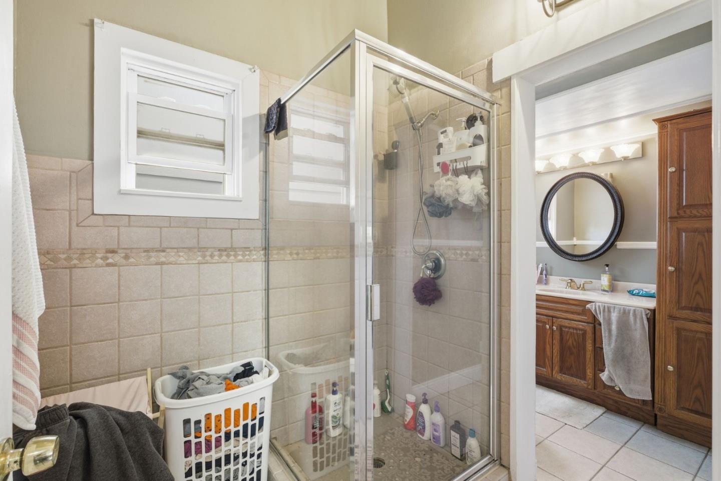 Detail Gallery Image 24 of 29 For 327 Brazil Ave, San Francisco,  CA 94112 - 1 Beds | 1 Baths