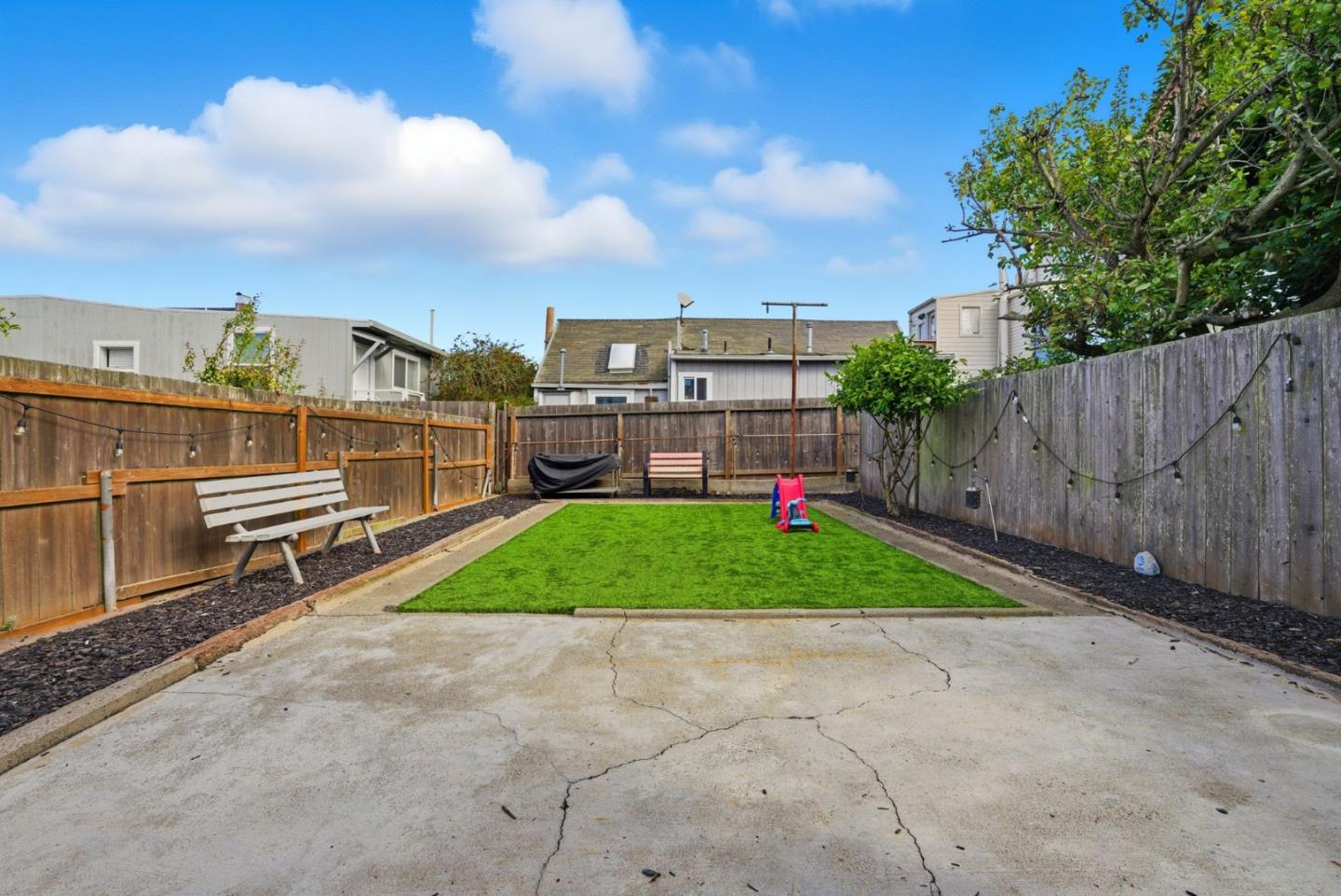 Detail Gallery Image 27 of 29 For 327 Brazil Ave, San Francisco,  CA 94112 - 1 Beds | 1 Baths