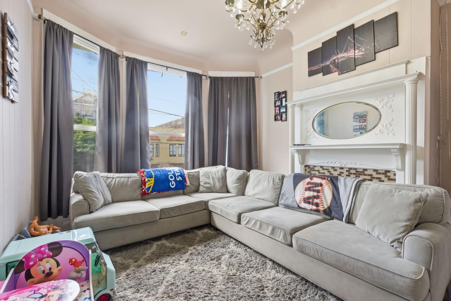 Detail Gallery Image 6 of 29 For 327 Brazil Ave, San Francisco,  CA 94112 - 1 Beds | 1 Baths