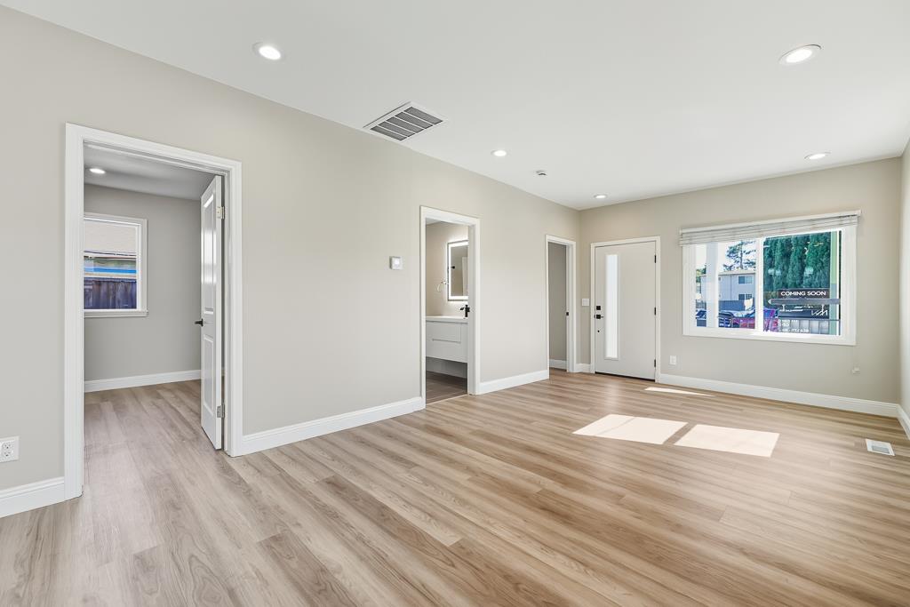 Detail Gallery Image 11 of 57 For 975 Prevost St, San Jose,  CA 95125 - 6 Beds | 5 Baths