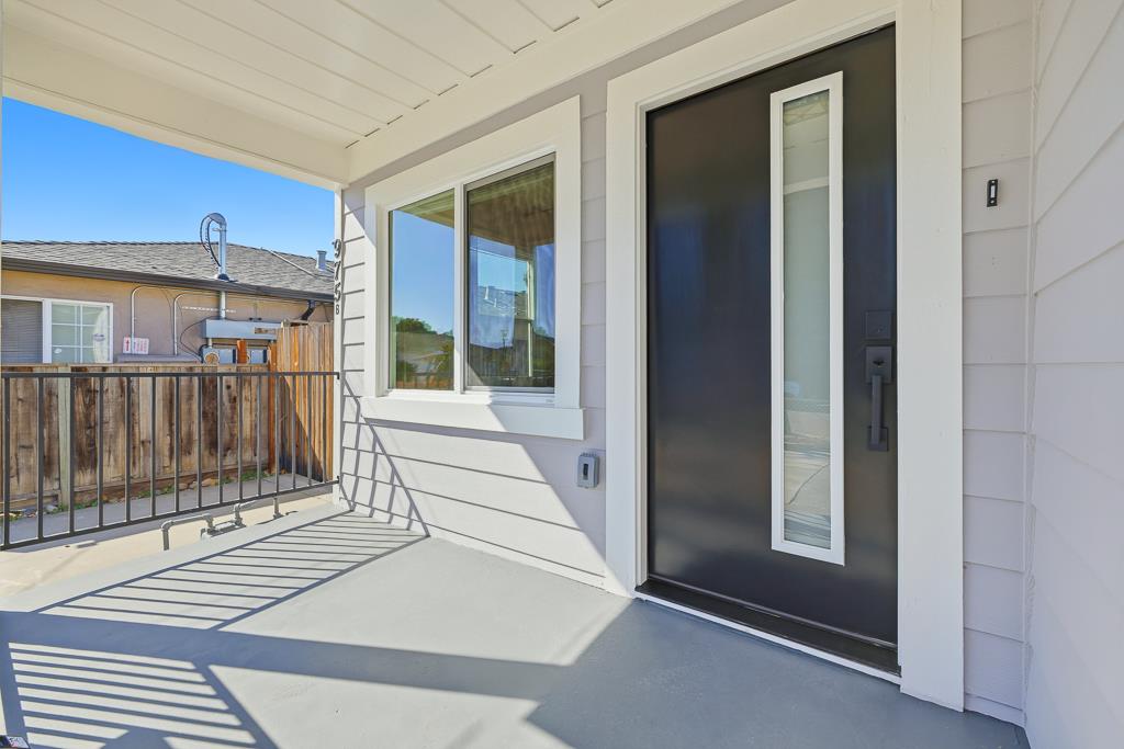 Detail Gallery Image 7 of 57 For 975 Prevost St, San Jose,  CA 95125 - 6 Beds | 5 Baths