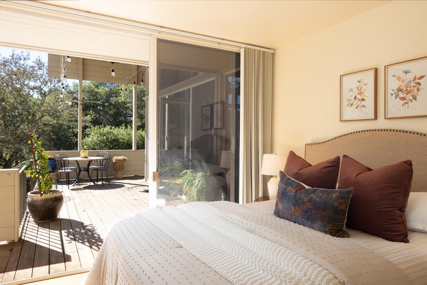 Detail Gallery Image 10 of 25 For 20 Marquard Rd, Carmel Valley,  CA 93924 - 4 Beds | 3 Baths