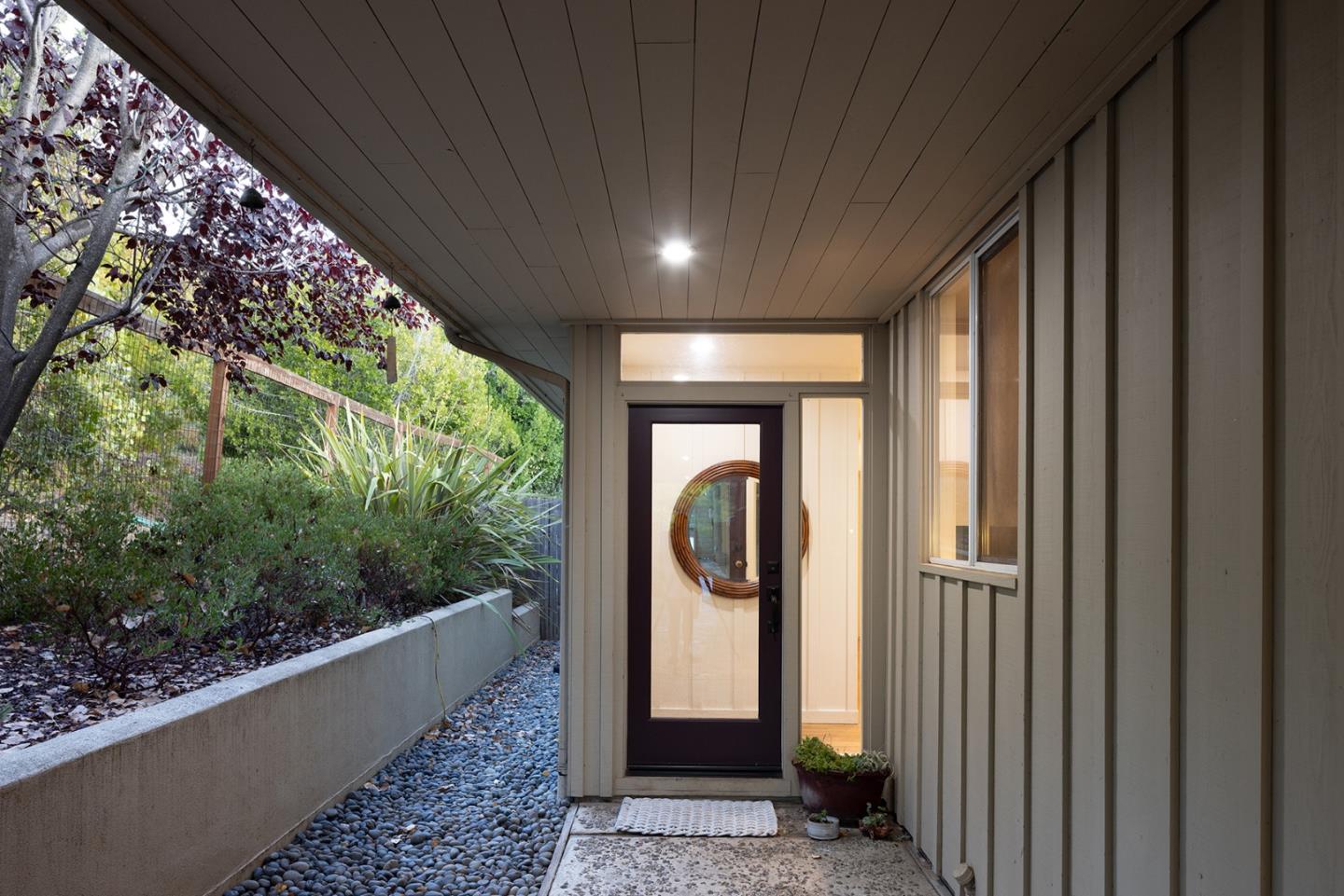 Detail Gallery Image 3 of 25 For 20 Marquard Rd, Carmel Valley,  CA 93924 - 4 Beds | 3 Baths