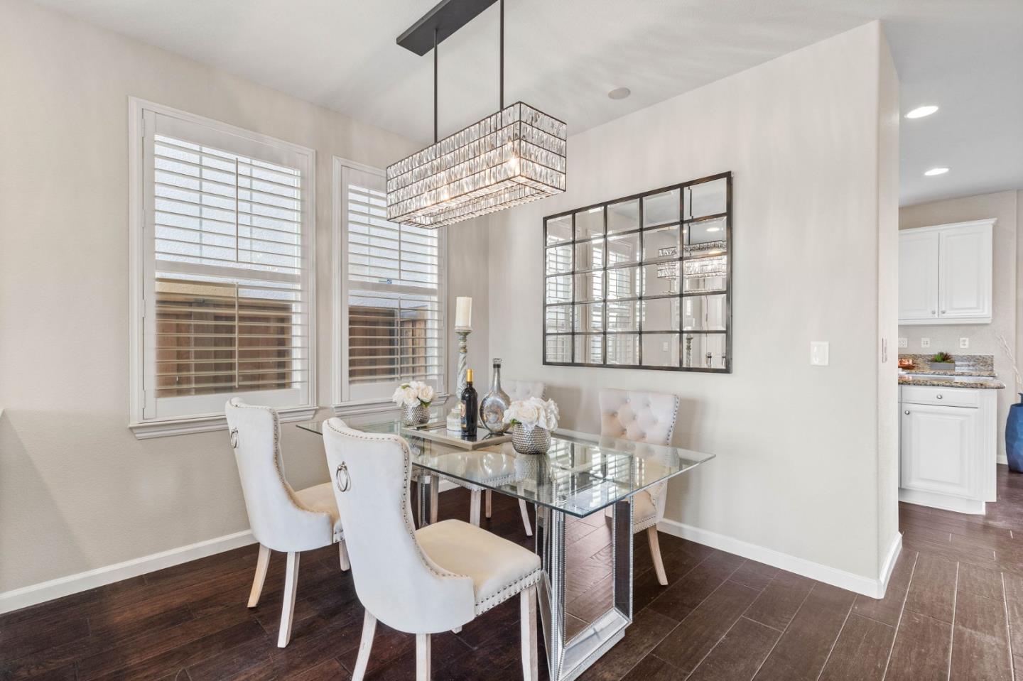 Detail Gallery Image 3 of 26 For 7260 Clear Vista Ct, San Jose,  CA 95138 - 4 Beds | 2/1 Baths