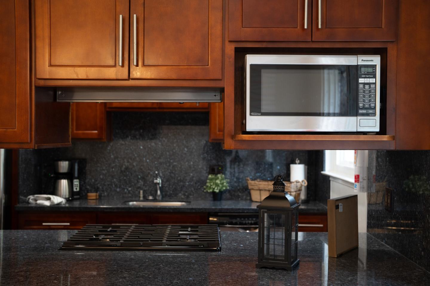 Detail Gallery Image 33 of 52 For 1331 Aspen Dr, Pacifica,  CA 94044 - 5 Beds | 3 Baths