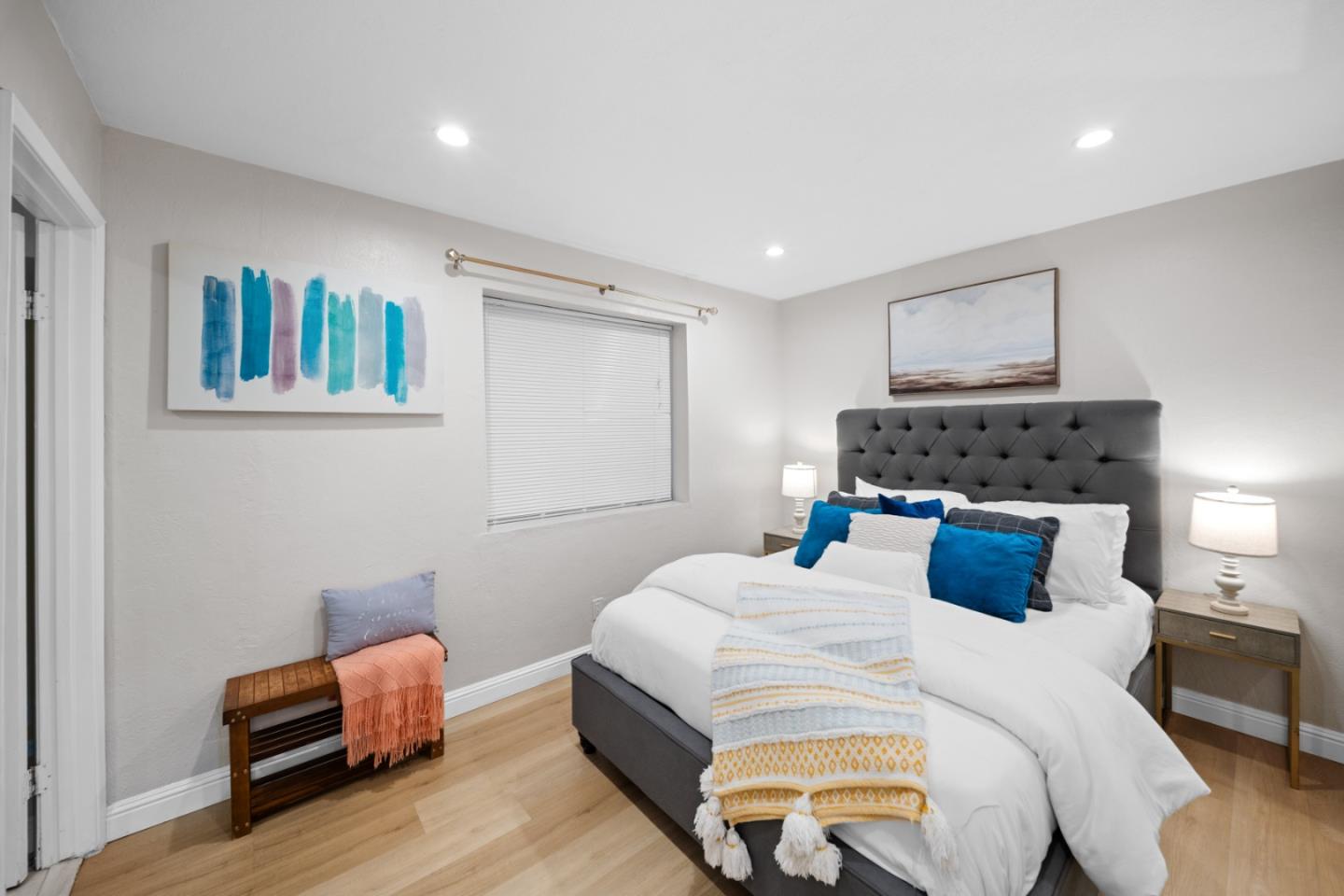 Detail Gallery Image 43 of 52 For 1331 Aspen Dr, Pacifica,  CA 94044 - 5 Beds | 3 Baths