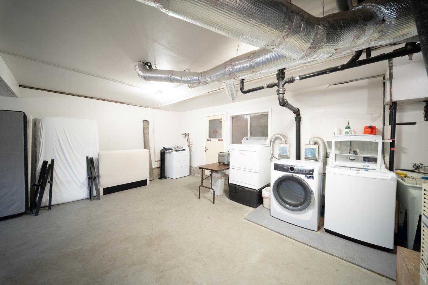 Detail Gallery Image 50 of 52 For 1331 Aspen Dr, Pacifica,  CA 94044 - 5 Beds | 3 Baths