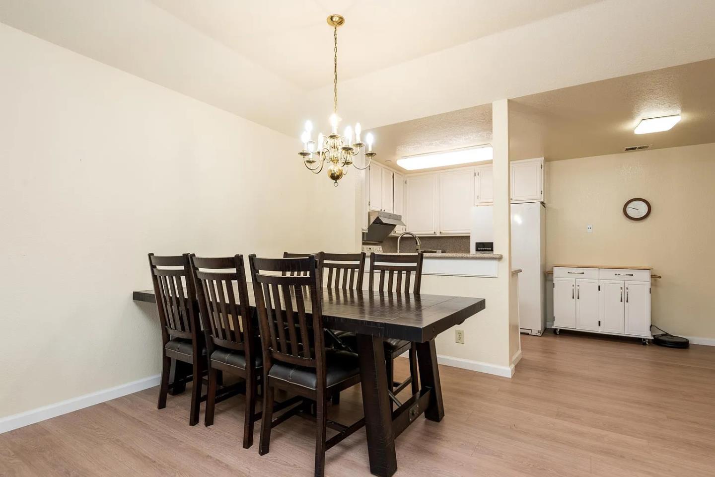 Detail Gallery Image 3 of 17 For 112 Madison Ave #108,  San Mateo,  CA 94402 - 2 Beds | 2 Baths