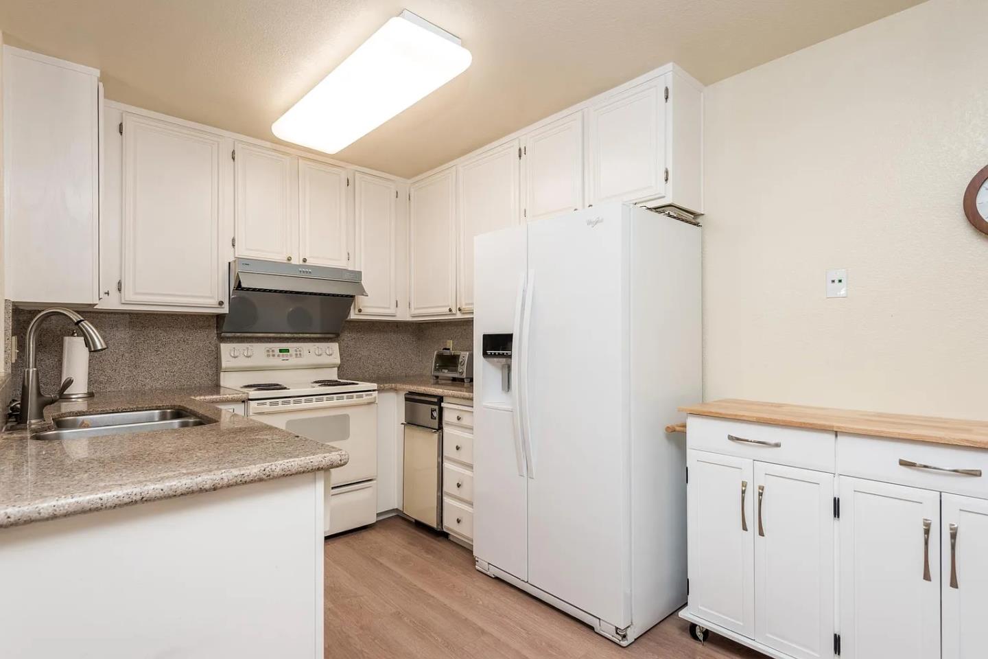 Detail Gallery Image 7 of 17 For 112 Madison Ave #108,  San Mateo,  CA 94402 - 2 Beds | 2 Baths