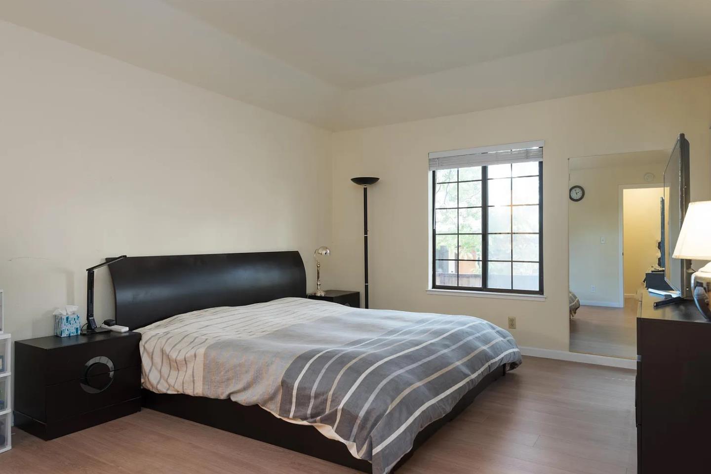 Detail Gallery Image 8 of 17 For 112 Madison Ave #108,  San Mateo,  CA 94402 - 2 Beds | 2 Baths