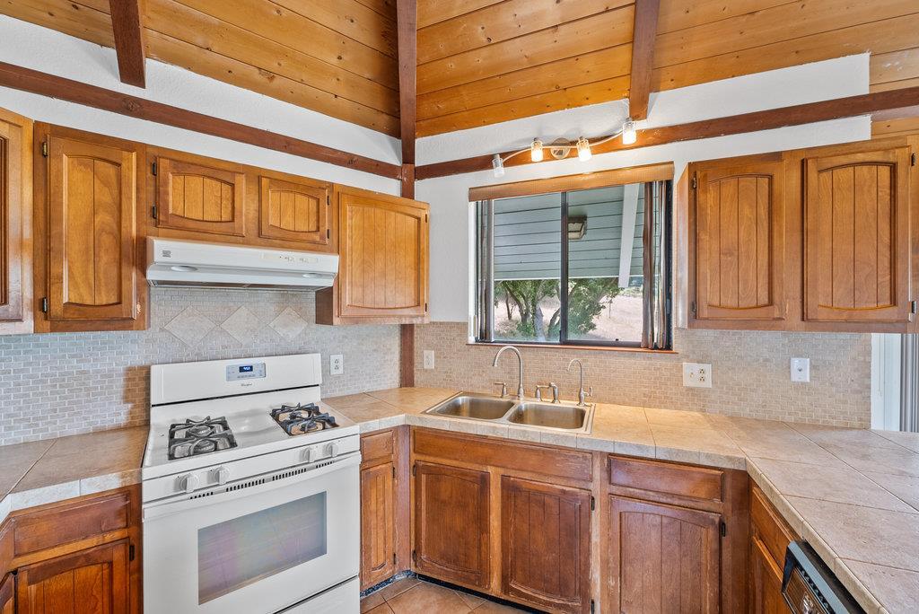 Detail Gallery Image 29 of 63 For 2077 San Juan Rd, Aromas,  CA 95004 - – Beds | – Baths