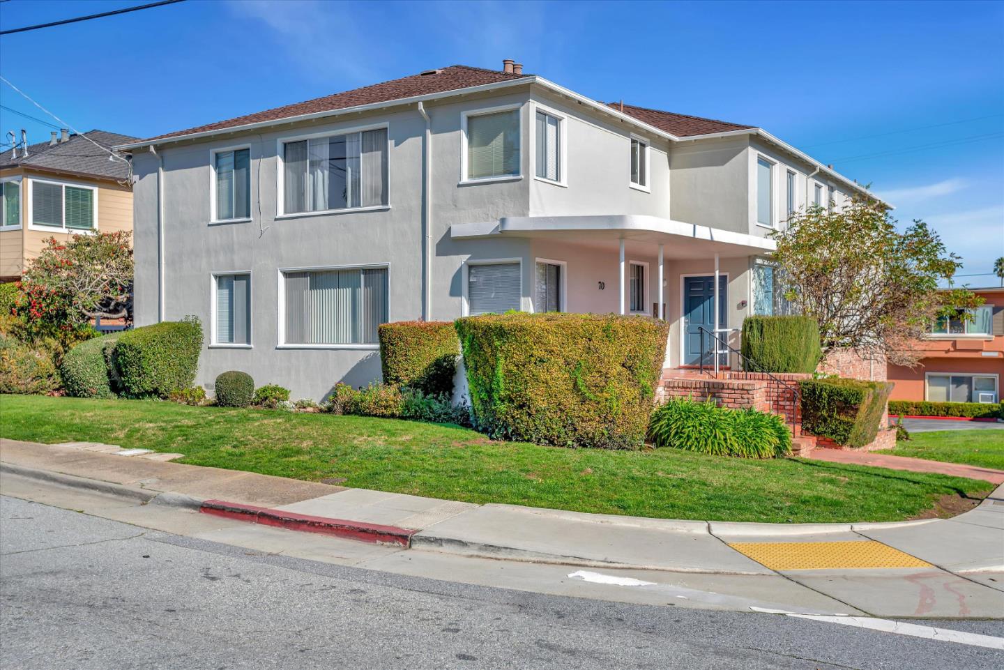 Detail Gallery Image 2 of 30 For 70 41st Ave #1,  San Mateo,  CA 94403 - 1 Beds | 1 Baths