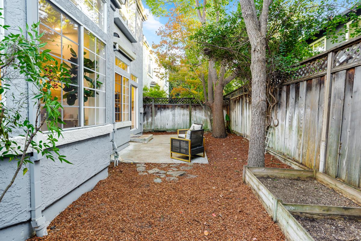 Detail Gallery Image 30 of 34 For 2360 De Varona Pl, Santa Clara,  CA 95050 - 4 Beds | 3 Baths