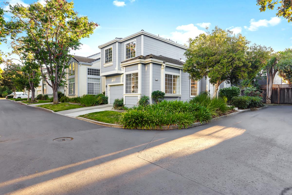 Detail Gallery Image 31 of 34 For 2360 De Varona Pl, Santa Clara,  CA 95050 - 4 Beds | 3 Baths