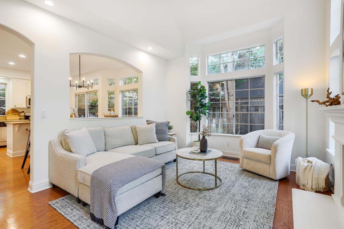 Detail Gallery Image 4 of 34 For 2360 De Varona Pl, Santa Clara,  CA 95050 - 4 Beds | 3 Baths