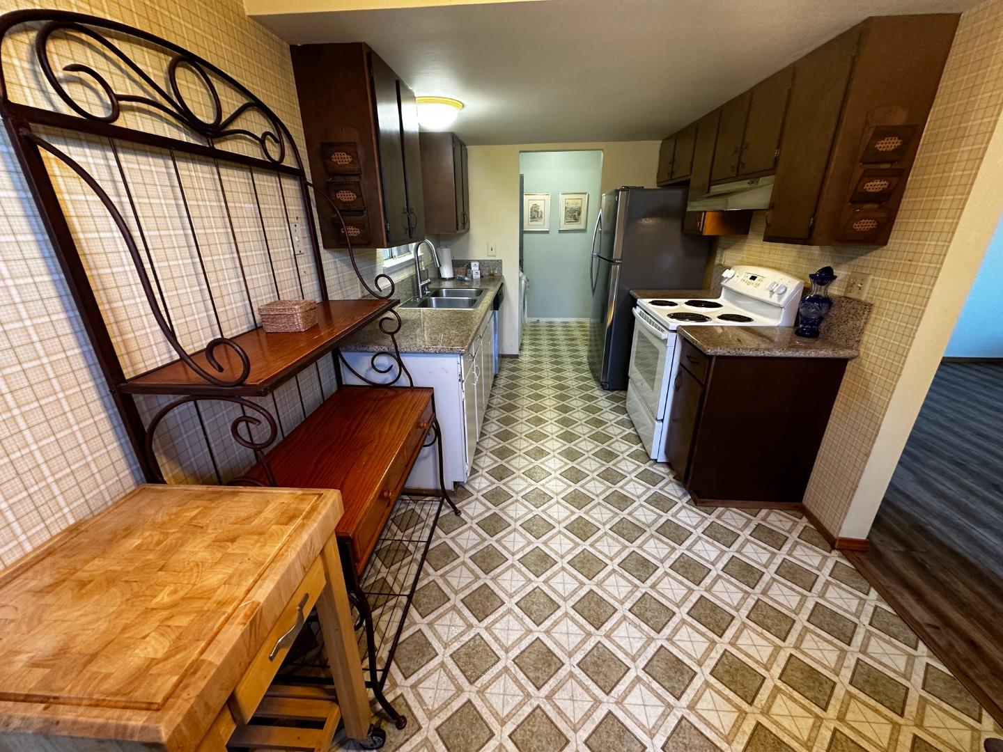 Detail Gallery Image 13 of 21 For 563 Argos Cir, Watsonville,  CA 95076 - 2 Beds | 1 Baths