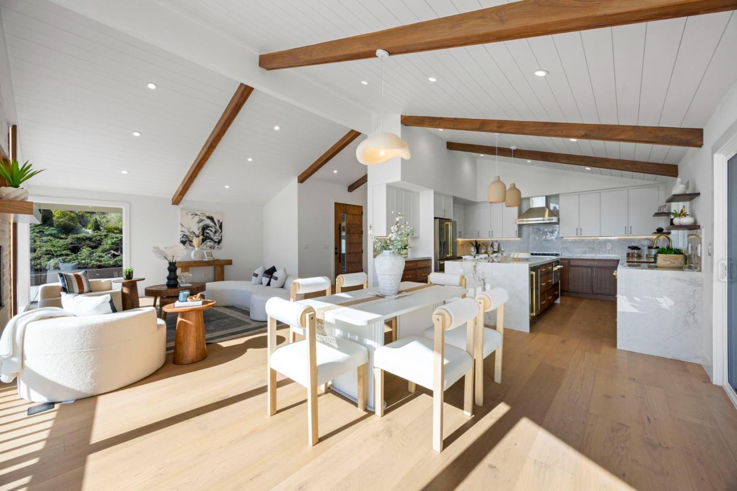 Detail Gallery Image 15 of 59 For 25805 Carmel Knolls, Carmel,  CA 93923 - 4 Beds | 2/1 Baths