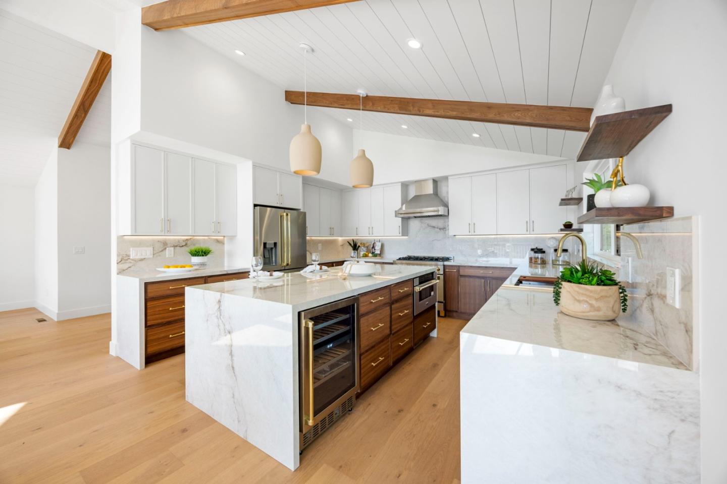 Detail Gallery Image 17 of 59 For 25805 Carmel Knolls, Carmel,  CA 93923 - 4 Beds | 2/1 Baths